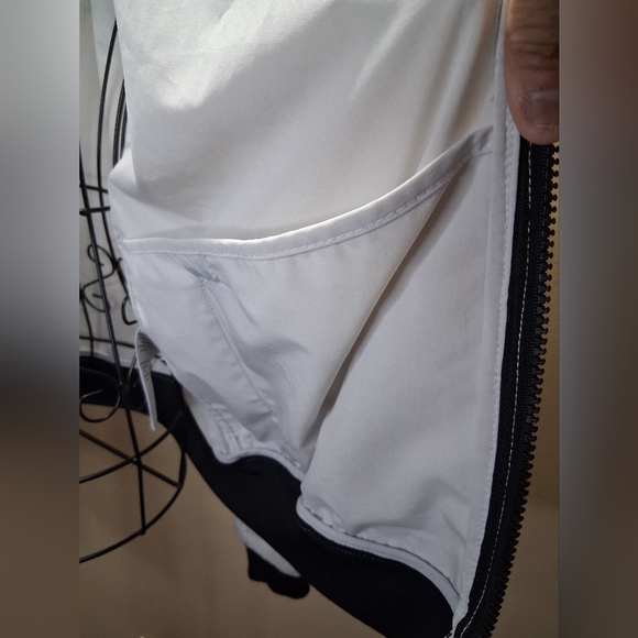 NWOT DKNY Sport Women's S Logo Bomber Jacket Ribbed Cuffs Hem Cream Black - Picture 11 of 15